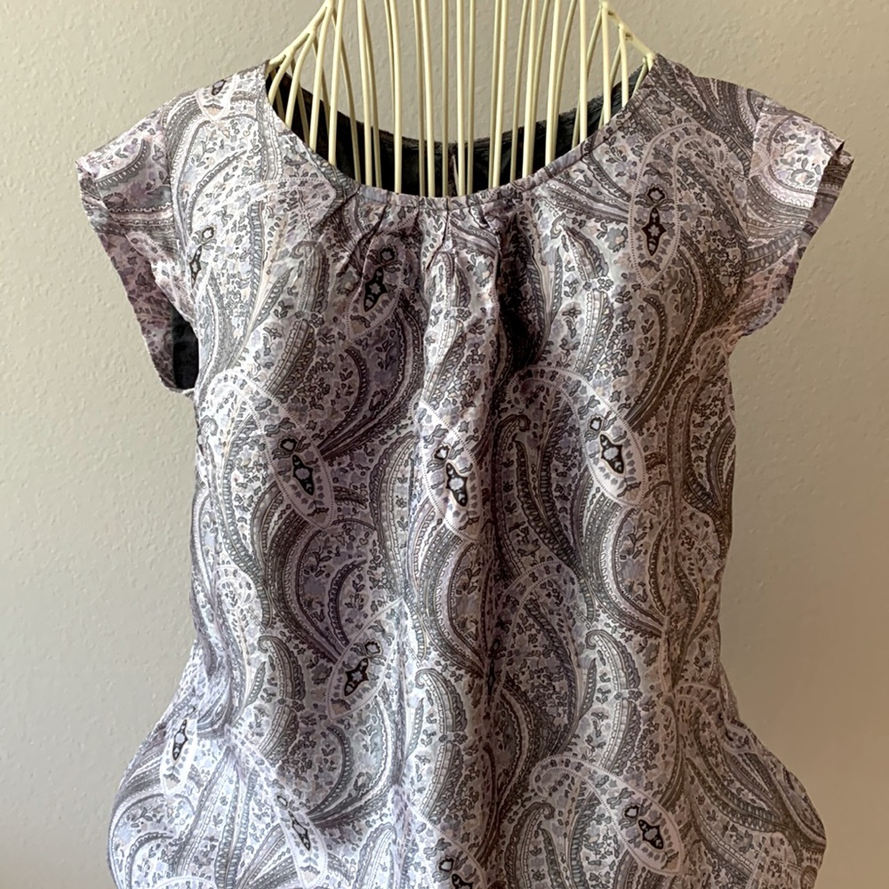 Lavender Paisley H&M dress 📍